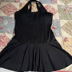 Elegant Black Halter Dress Halara size large